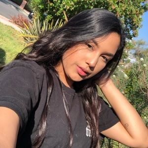 Meet your Posher, Jasmine